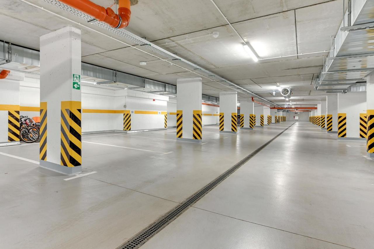 Apartament Nadmorskie Spektrum & Parking Gdansk Bagian luar foto
