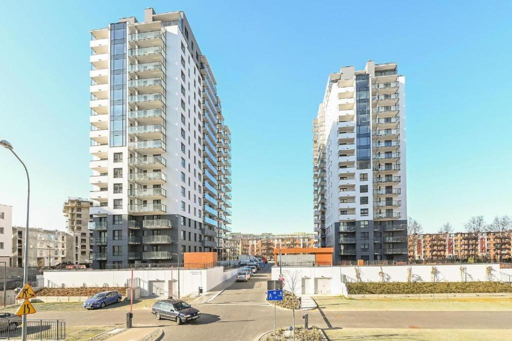 Apartament Nadmorskie Spektrum & Parking Gdansk Bagian luar foto