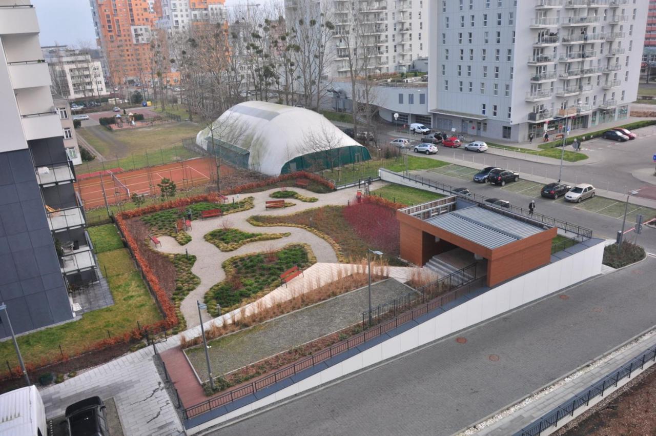 Apartament Nadmorskie Spektrum & Parking Gdansk Bagian luar foto
