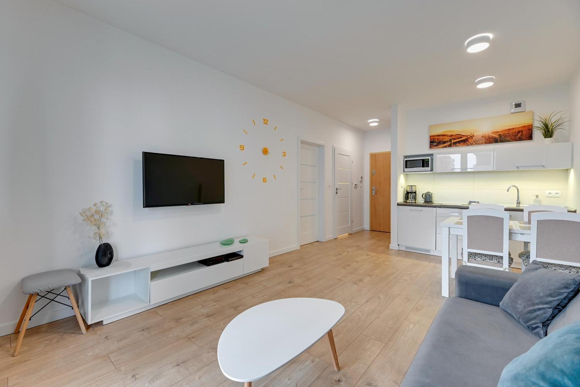Apartament Nadmorskie Spektrum & Parking Gdansk Bagian luar foto