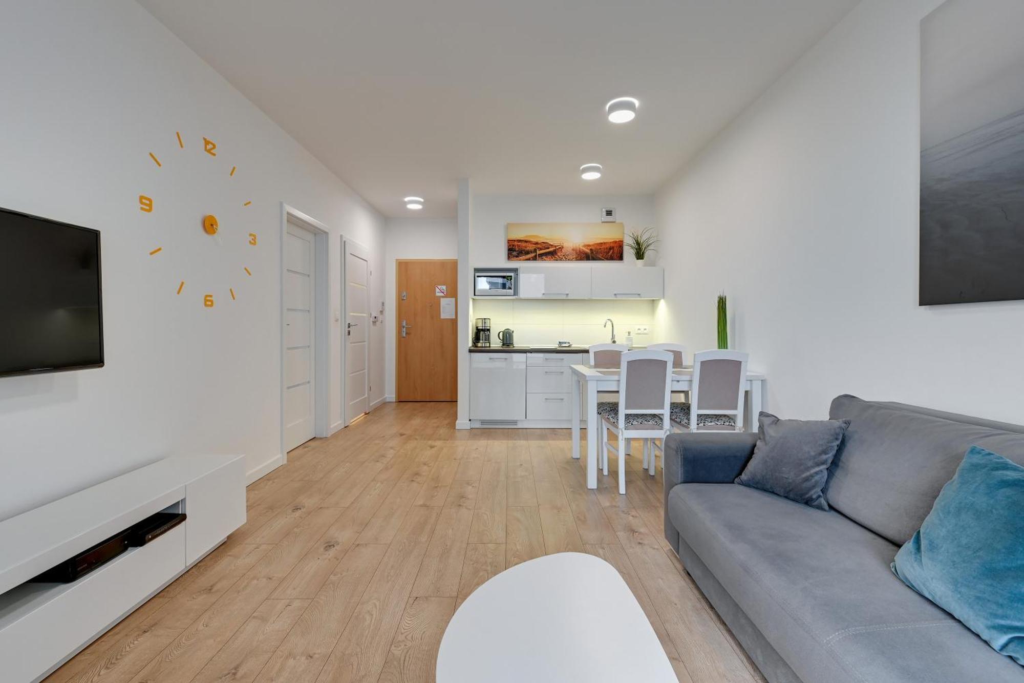 Apartament Nadmorskie Spektrum & Parking Gdansk Bagian luar foto