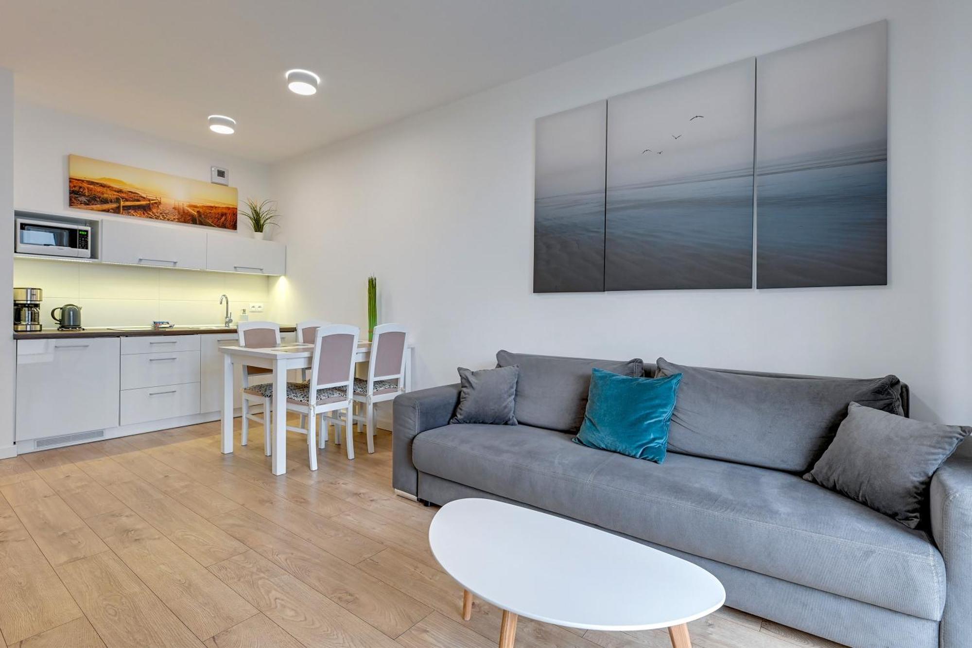 Apartament Nadmorskie Spektrum & Parking Gdansk Bagian luar foto