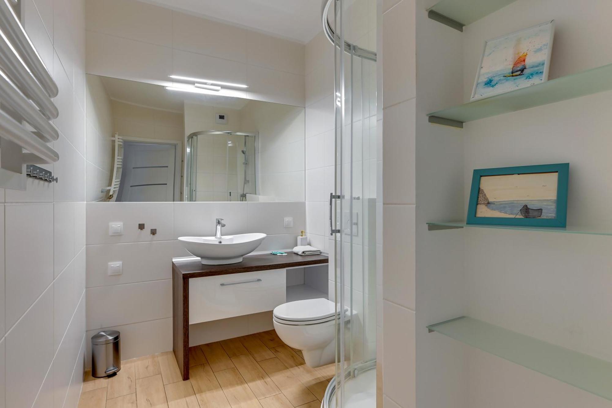 Apartament Nadmorskie Spektrum & Parking Gdansk Bagian luar foto